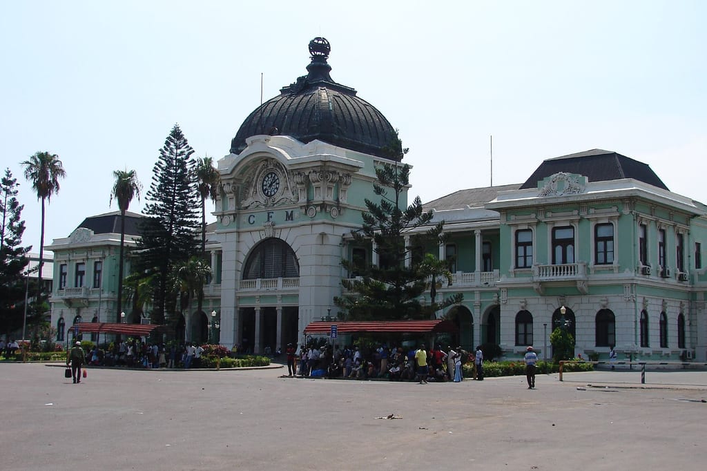 Estação central de caminhos de ferro em Maputo