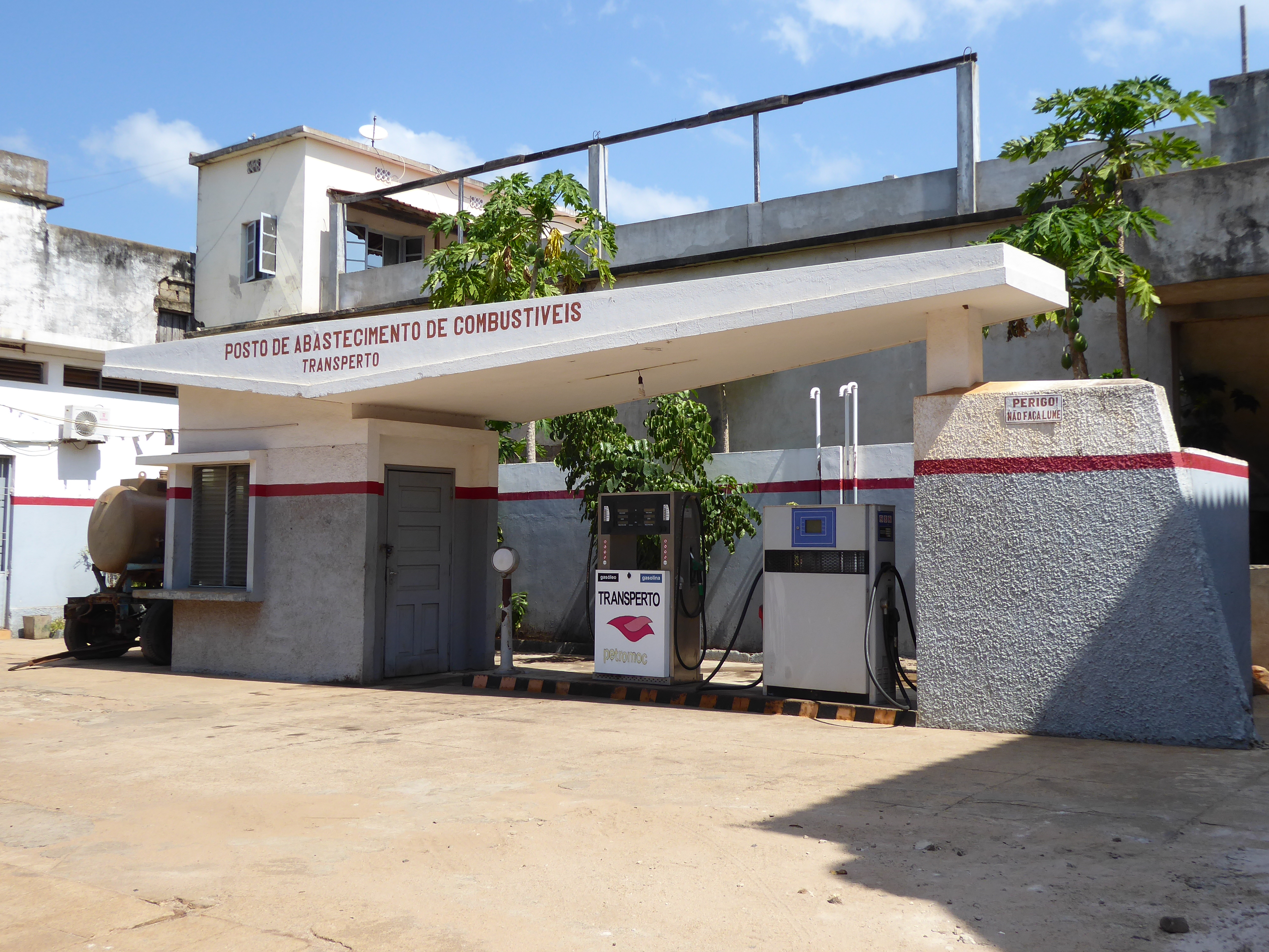 Bomba de combustível em Moçambique