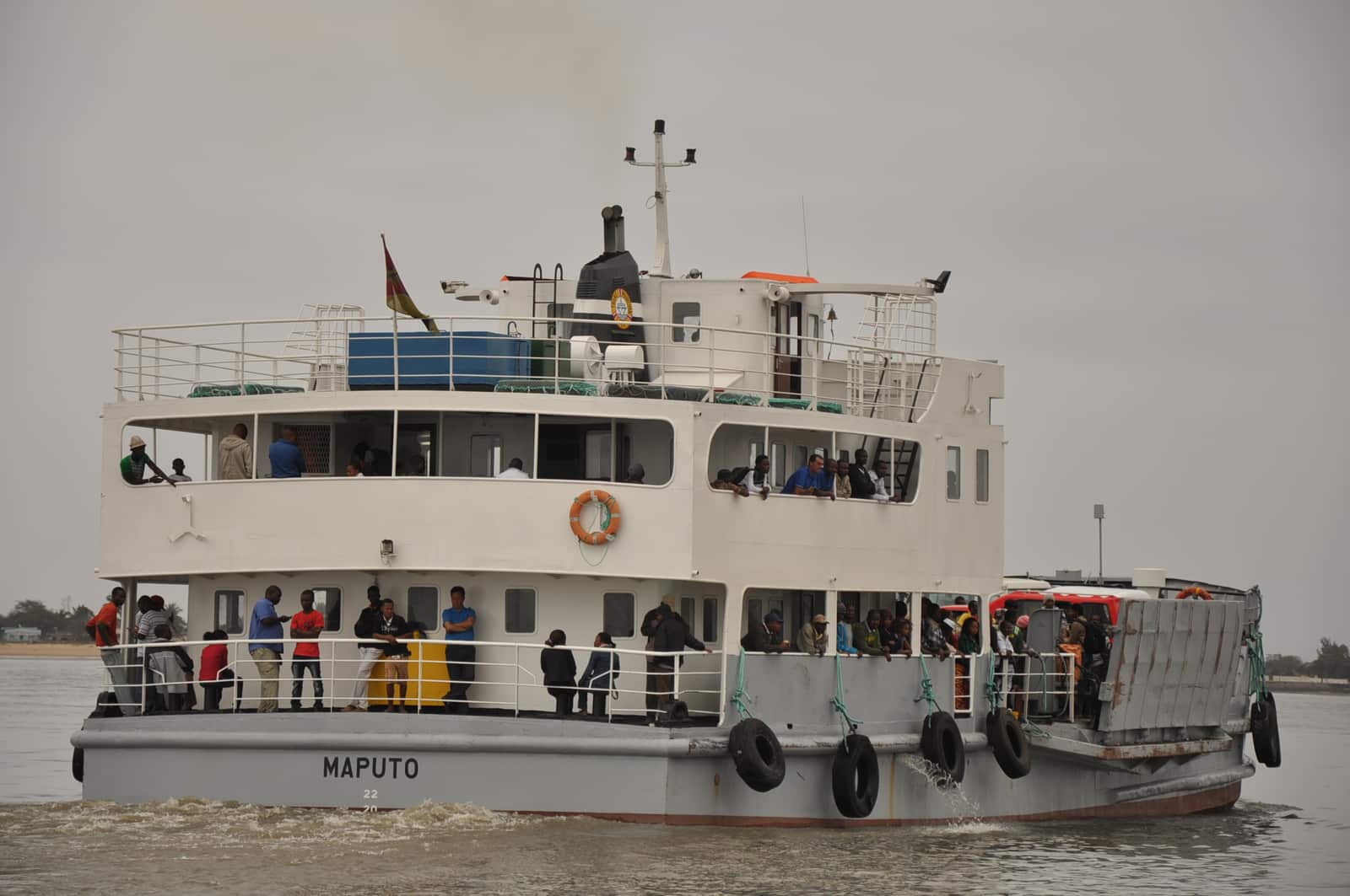 Ferry MAPUTO entre Maputo e Catembe